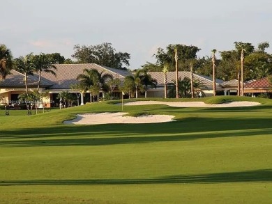 GREAT LOCATION, centrally located in Pembroke Pines at Park on Pembroke Lakes Golf Club in Florida - for sale on GolfHomes.com, golf home, golf lot