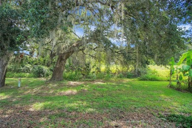 Welcome Home to this cute 3/2/2 with privacy in the back!  This on Pennbrooke Fairways in Florida - for sale on GolfHomes.com, golf home, golf lot