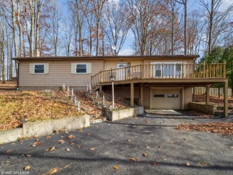 DOUBLE LOT with COMPLETELY RENOVATED Ranch Home with Seasonal on Treasure Lake - Gold in Pennsylvania - for sale on GolfHomes.com, golf home, golf lot