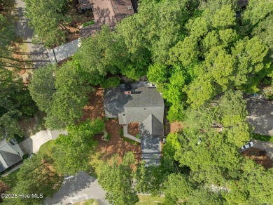 CHARMING SINGLE-LEVEL COTTAGE NEAR THE HEART OF PINEHURST!

 on Pinehurst Resort and Country Club in North Carolina - for sale on GolfHomes.com, golf home, golf lot