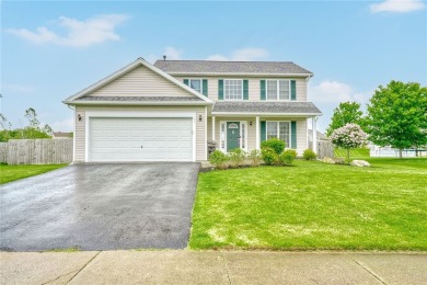 Welcome to this charming 1,479 SF Colonial in the desirable on Riverton Golf Club in New York - for sale on GolfHomes.com, golf home, golf lot