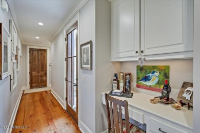 Located on a quiet cul-de-sac, this beautifully maintained on Reunion Golf Club in Mississippi - for sale on GolfHomes.com, golf home, golf lot