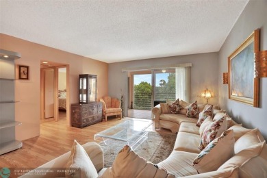 BACK ON THE MARKET!!! PRICE REDUCED AND HOA FEES LOWERED! HUGE on Wynmoor Golf Course in Florida - for sale on GolfHomes.com, golf home, golf lot