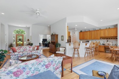 Priced to sell! 2217 sq foot well-maintained 3BD 2.5 BA + on Moss Creek Golf Club in South Carolina - for sale on GolfHomes.com, golf home, golf lot