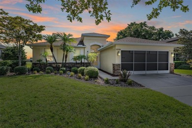 Welcome to the Florida lifestyle in this 3 Bedroom, 2 Bath, 2 on Meadow Oaks Golf and Country Club in Florida - for sale on GolfHomes.com, golf home, golf lot