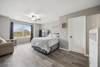 Have you been looking for an Updated Gorgeous townhome like on RedTail Golf Club in Illinois - for sale on GolfHomes.com, golf home, golf lot