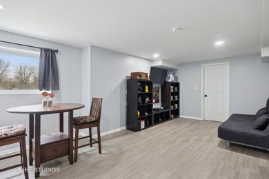 Have you been looking for an Updated Gorgeous townhome like on RedTail Golf Club in Illinois - for sale on GolfHomes.com, golf home, golf lot