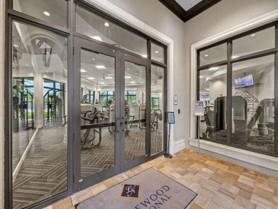**THIS PRICE IS REAL - Seller wants it SOLD.  Their loss is your on Lakewood National Golf Club in Florida - for sale on GolfHomes.com, golf home, golf lot