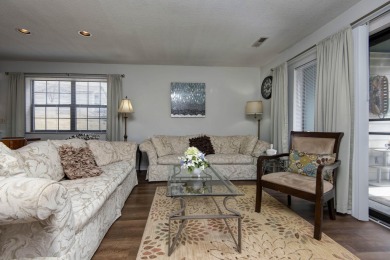 Corner Condo At The Greens! Fully Furnished 2-Bedroom Condo In on Thousand Hills Golf Resort in Missouri - for sale on GolfHomes.com, golf home, golf lot