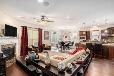 Beautifully maintained 2-bedroom, 2-bath ranch home in the on Canongate Golf At Sun City Peachtree in Georgia - for sale on GolfHomes.com, golf home, golf lot