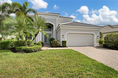 This almost 3000 square foot home features 3 beds, 2.5 baths on Colonial Country Club in Florida - for sale on GolfHomes.com, golf home, golf lot