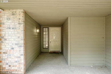 This well kept home may be just what you are looking for!  One on Michelbook Country Club in Oregon - for sale on GolfHomes.com, golf home, golf lot