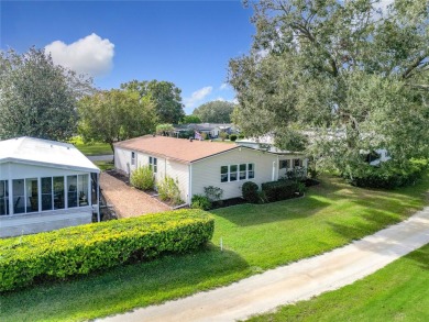 *Turnkey 2-Bedroom, 2-Bathroom Fleetwood in Silver Lake - The on El Diablo Executive Golf Course in Florida - for sale on GolfHomes.com, golf home, golf lot