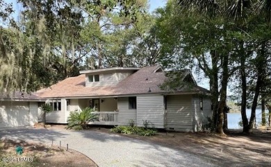 **Description:** 
Experience serenity in this wooded oasis with on The Golf Club at Pleasant Point Plantation in South Carolina - for sale on GolfHomes.com, golf home, golf lot