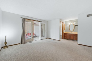 Opportunity awaits with this 2 bedroom, 2 full bath home full of on Arlington Park Association in Indiana - for sale on GolfHomes.com, golf home, golf lot