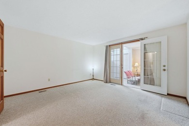 Opportunity awaits with this 2 bedroom, 2 full bath home full of on Arlington Park Association in Indiana - for sale on GolfHomes.com, golf home, golf lot