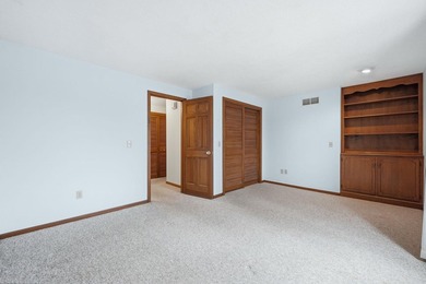 Opportunity awaits with this 2 bedroom, 2 full bath home full of on Arlington Park Association in Indiana - for sale on GolfHomes.com, golf home, golf lot