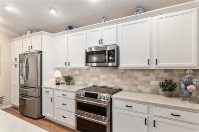 Looking for a newer home in a great location?

Prepare to be on Pennbrooke Fairways in Florida - for sale on GolfHomes.com, golf home, golf lot
