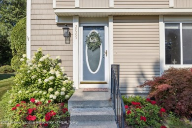 Take a look at this updated 3 bed 1 1/2 bath end unit condo in on Lake O The Hills Golf Course in Michigan - for sale on GolfHomes.com, golf home, golf lot