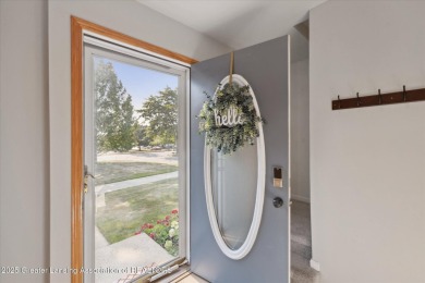 Take a look at this updated 3 bed 1 1/2 bath end unit condo in on Lake O The Hills Golf Course in Michigan - for sale on GolfHomes.com, golf home, golf lot