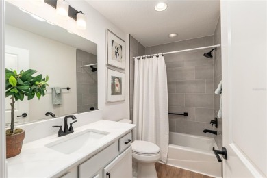 Looking for a newer home in a great location?

Prepare to be on Pennbrooke Fairways in Florida - for sale on GolfHomes.com, golf home, golf lot