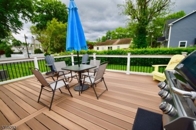IMPRESSSIVE updated 3 bedroom, 1.1 bath BEAUTIFUL split situated on Baltusrol Golf Club in New Jersey - for sale on GolfHomes.com, golf home, golf lot