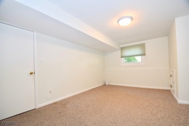 IMPRESSSIVE updated 3 bedroom, 1.1 bath BEAUTIFUL split situated on Baltusrol Golf Club in New Jersey - for sale on GolfHomes.com, golf home, golf lot