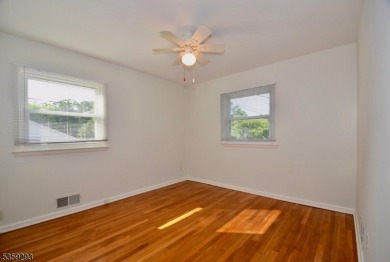 IMPRESSSIVE updated 3 bedroom, 1.1 bath BEAUTIFUL split situated on Baltusrol Golf Club in New Jersey - for sale on GolfHomes.com, golf home, golf lot