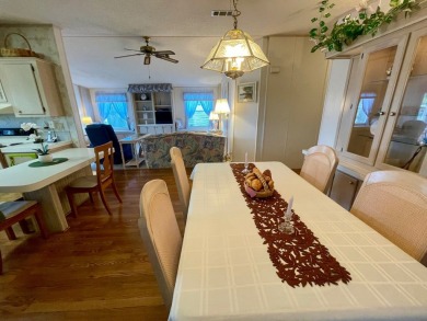 Very Well Maintained 1 Owner Home!! Very Large and Bright Open on Water Oak Country Club Estates in Florida - for sale on GolfHomes.com, golf home, golf lot