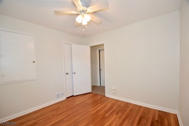 IMPRESSSIVE updated 3 bedroom, 1.1 bath BEAUTIFUL split situated on Baltusrol Golf Club in New Jersey - for sale on GolfHomes.com, golf home, golf lot