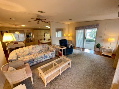 Very Well Maintained 1 Owner Home!! Very Large and Bright Open on Water Oak Country Club Estates in Florida - for sale on GolfHomes.com, golf home, golf lot