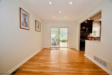 IMPRESSSIVE updated 3 bedroom, 1.1 bath BEAUTIFUL split situated on Baltusrol Golf Club in New Jersey - for sale on GolfHomes.com, golf home, golf lot