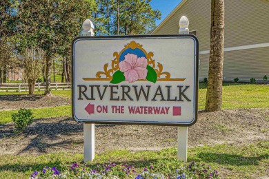 This 2 bedroom, 2 bathroom end-unit condo offers easy living on on Arrowhead Country Club in South Carolina - for sale on GolfHomes.com, golf home, golf lot