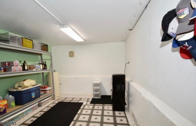IMPRESSSIVE updated 3 bedroom, 1.1 bath BEAUTIFUL split situated on Baltusrol Golf Club in New Jersey - for sale on GolfHomes.com, golf home, golf lot