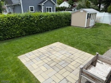 IMPRESSSIVE updated 3 bedroom, 1.1 bath BEAUTIFUL split situated on Baltusrol Golf Club in New Jersey - for sale on GolfHomes.com, golf home, golf lot