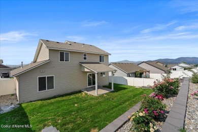 Squeaky clean and ready for new owners. Conveniently located to on Prairie Falls Golf Club in Idaho - for sale on GolfHomes.com, golf home, golf lot