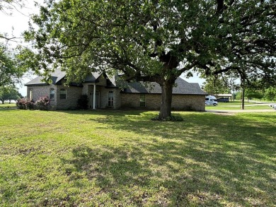 Welcome to your retreat at Kings Creek Golf Course in Kemp on Kings Creek Golf Club in Texas - for sale on GolfHomes.com, golf home, golf lot