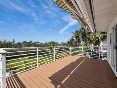 Under contract-accepting backup offers. An ideal waterfront on Longboat Key Golf Club Resort in Florida - for sale on GolfHomes.com, golf home, golf lot