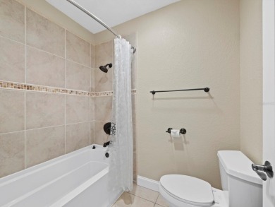 Under contract-accepting backup offers. An ideal waterfront on Longboat Key Golf Club Resort in Florida - for sale on GolfHomes.com, golf home, golf lot