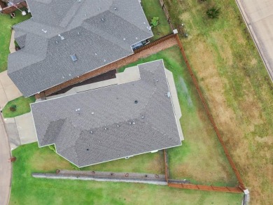 Welcome to 1253 Augusta Court, a well-designed patio home in on Shawnee Country Club in Oklahoma - for sale on GolfHomes.com, golf home, golf lot