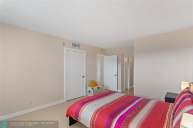 Escape the cold in style! This beautifully renovated 2BR/2BA on Palm-Aire Country Club and Resort - The Oaks in Florida - for sale on GolfHomes.com, golf home, golf lot