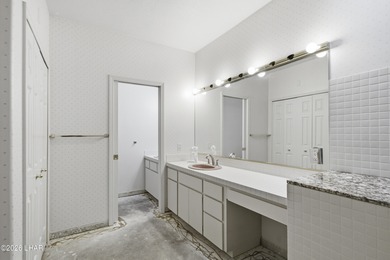 If you have been looking for that perfect Golf Course home in a on London Bridge Golf Course in Arizona - for sale on GolfHomes.com, golf home, golf lot