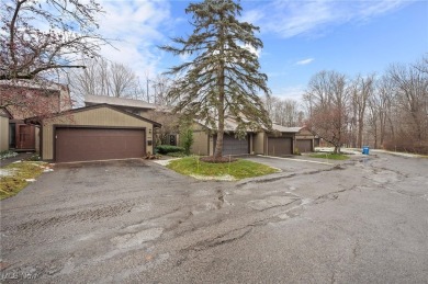 Welcome Home to this beautifully updated 3-bedroom, 2.5-bathroom on Tanglewood National Golf Club in Ohio - for sale on GolfHomes.com, golf home, golf lot