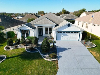 One or more photo(s) has been virtually staged. Welcome Home to on Glenview Championship Golf and Country Club in Florida - for sale on GolfHomes.com, golf home, golf lot