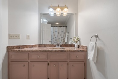 Wonderfully remodeled Saddle Ridge Townhome in Reynolds Lake on Reynolds Lake Oconee - The Oconee in Georgia - for sale on GolfHomes.com, golf home, golf lot