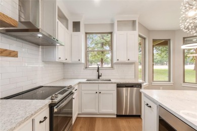 SLEEPS 12+. Welcome to this stunning transitional farmhouse on Pinnacle Golf and Boat Club in Texas - for sale on GolfHomes.com, golf home, golf lot