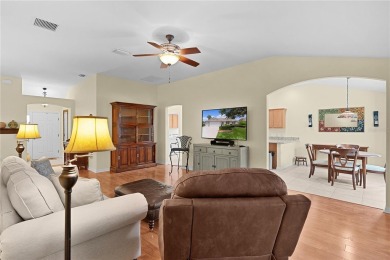 ~CORNER LOT~ ~GC GARAGE~ ~GRANITE COUNTERTOPS~ ~PRIVACY SHRUBS~ on The Links of Spruce Creek in Florida - for sale on GolfHomes.com, golf home, golf lot