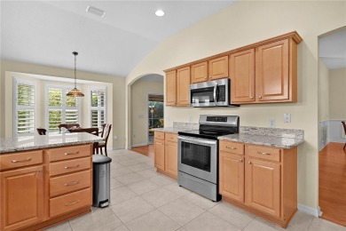 ~CORNER LOT~ ~GC GARAGE~ ~GRANITE COUNTERTOPS~ ~PRIVACY SHRUBS~ on The Links of Spruce Creek in Florida - for sale on GolfHomes.com, golf home, golf lot