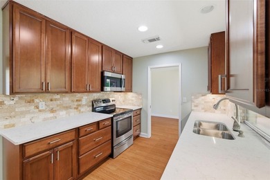 You've heard the buzz about Highland Lakes now it's time to see on Highland Lakes Executive Golf Course in Florida - for sale on GolfHomes.com, golf home, golf lot