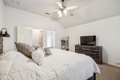 FOUNDATION REPAIRED October 2025 with transferable warranty! on Oakmont Country Club in Texas - for sale on GolfHomes.com, golf home, golf lot